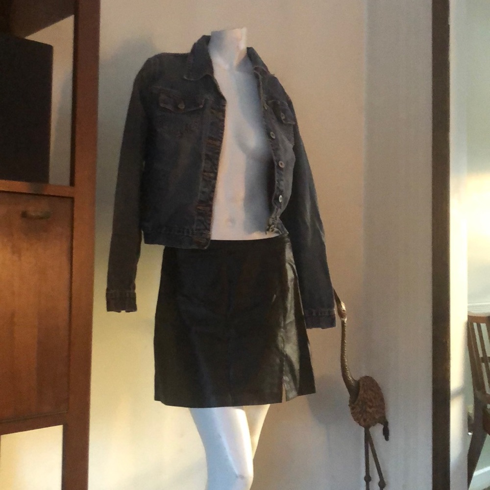 Mini skirt - Picture 2 of 7